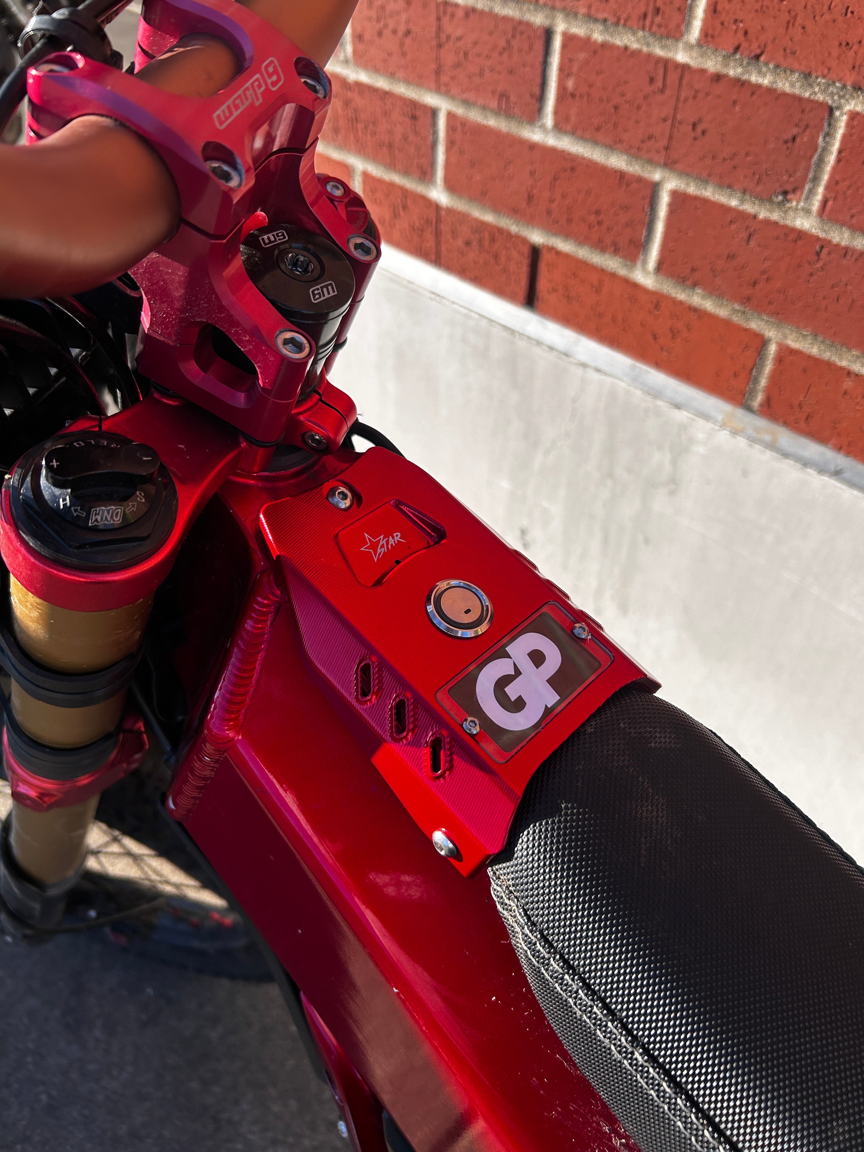 Talaria X3 Ignition cover Red edition