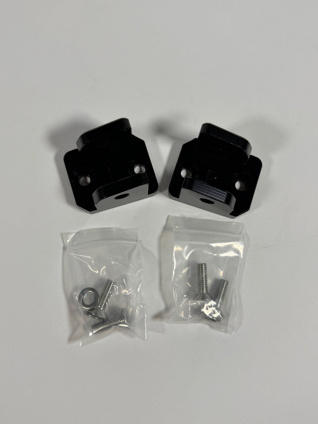 Thick Tuttio Peg Mounts
