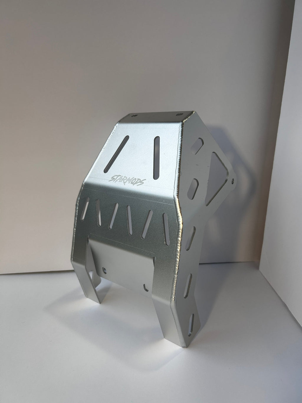 Ultra bee Bash Guard V1 - StarMods