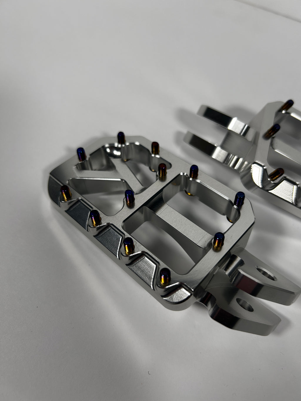 Surron lbx/ Talaria pegs